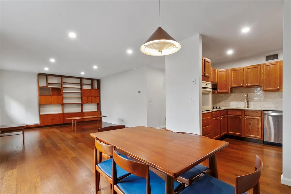 $499,900 | 99 Molly Pitcher Lane, Unit B, Yorktown Heights, NY 10598