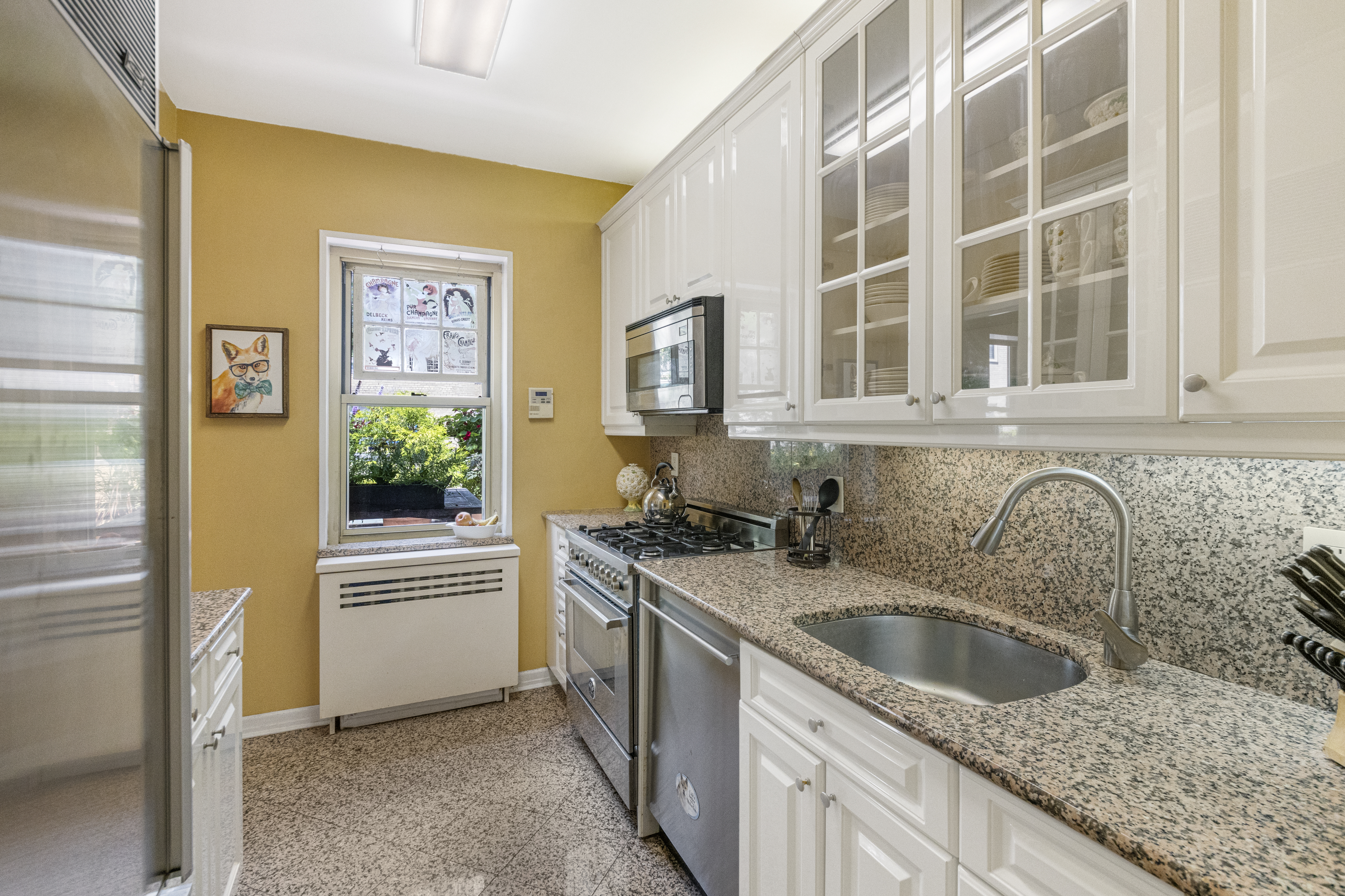415 East 52nd Street, Unit 12CB Manhattan, NY 10022 - Photo 9 of 21 Gallery Image 9