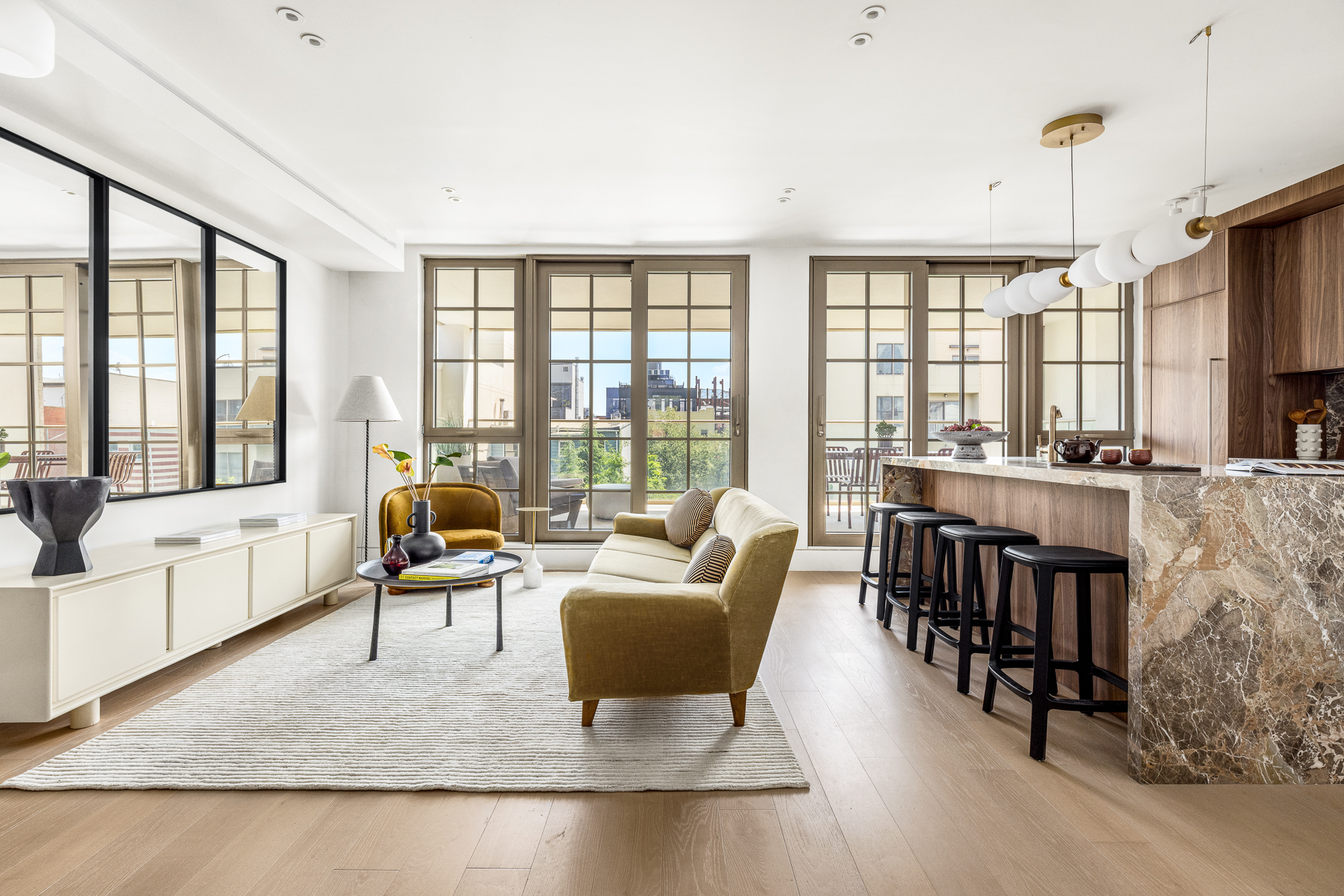 686 Leonard Street, Unit 2 Brooklyn, NY 11222 - Photo 1 of 13 Gallery Image 1