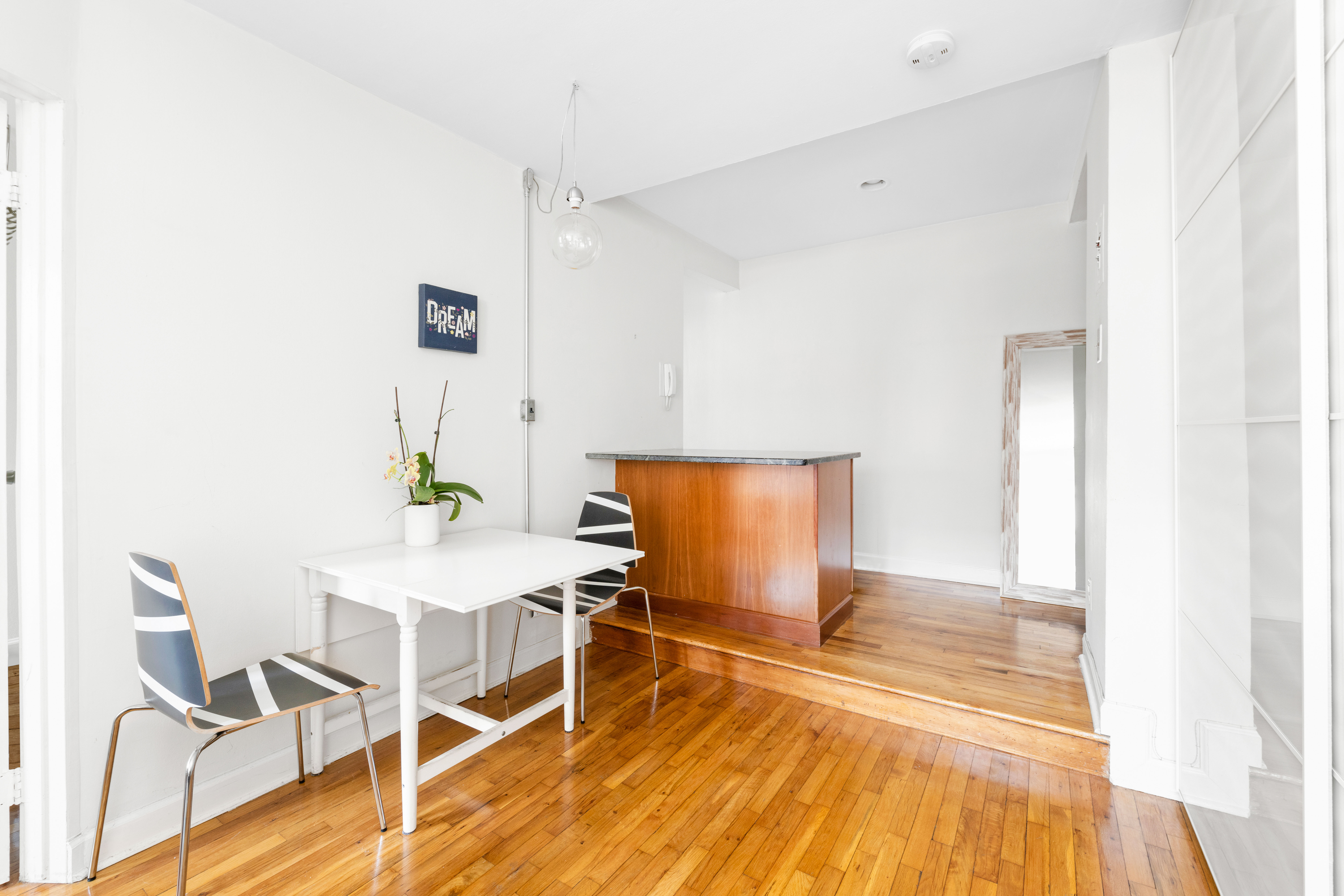 145 East 29th Street, Unit 6B Manhattan, NY 10016 - Photo 3 of 8