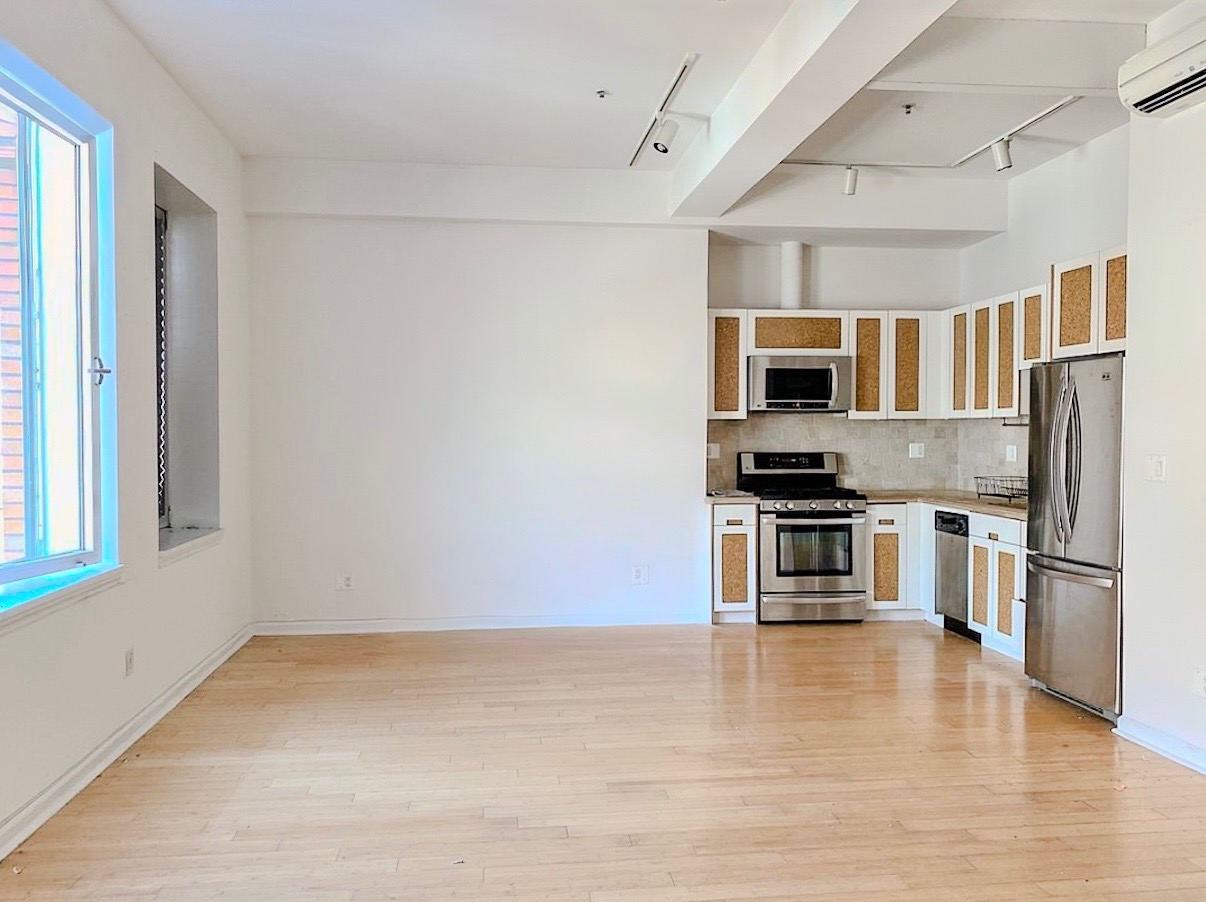 148 North 10th Street, Unit 5C Brooklyn, NY 11249 - Photo 1 of 8