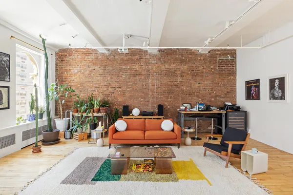 $9,995 | 59 4th Avenue, Unit 8A | Greenwich Village