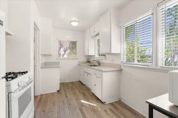 $735,000 | 6819 Orange Avenue, Long Beach, CA 90805