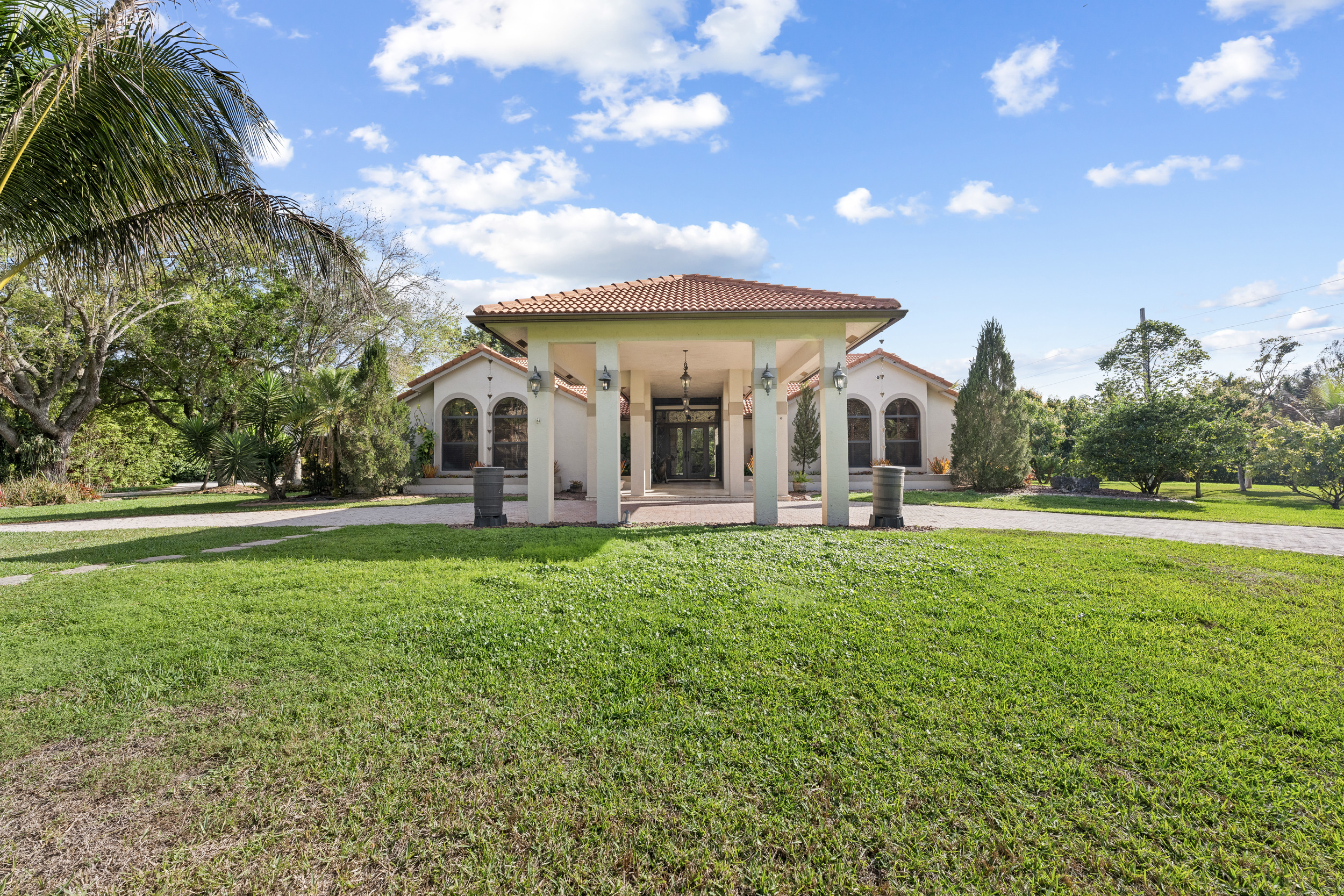 18950 Southwest 59th Street Southwest Ranches, FL 33332 - Photo 2 of 54