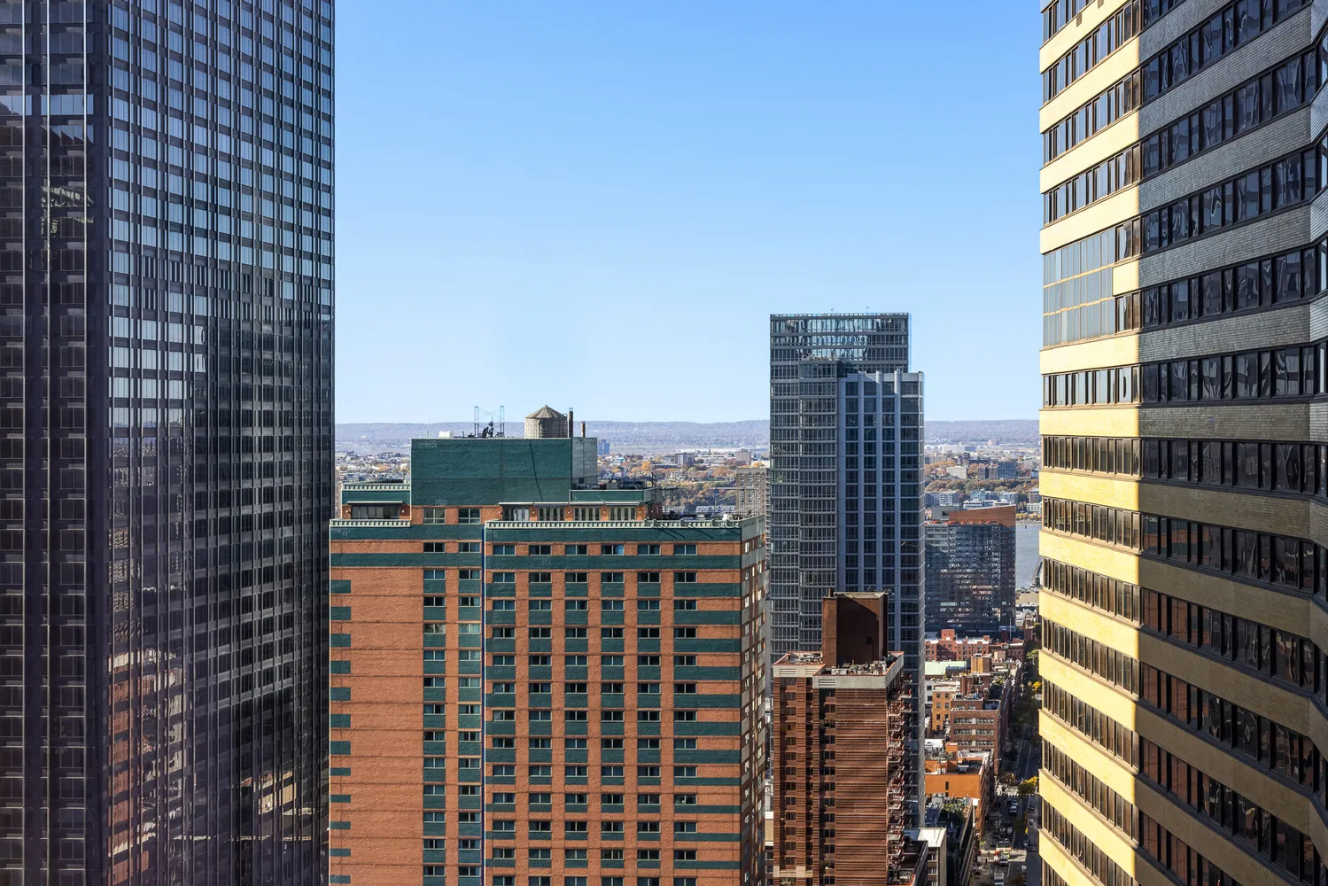 $5,995,000 | 135 West 52nd Street, Unit 40A | Theater District