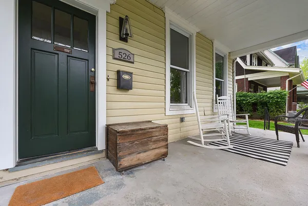$650,000 | 526 10th Street, Oakmont, PA 15139