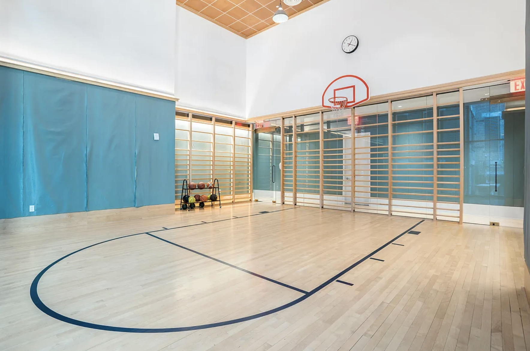 45 East 22nd Street, Unit 34A Manhattan, NY 10010 - Photo 16 of 24 a view of a room with gym equipment