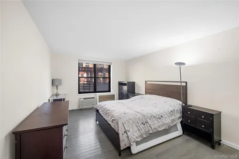 $480,000 | 75-34 Bell Boulevard, Unit LD | Oakland Gardens