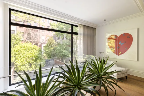 $25,000,000 | 67 Charles Street | West Village