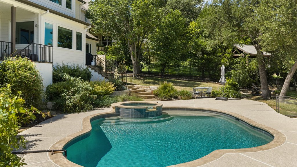 6428 Williams Ridge Way Austin, TX 78731 - Photo 7 of 9