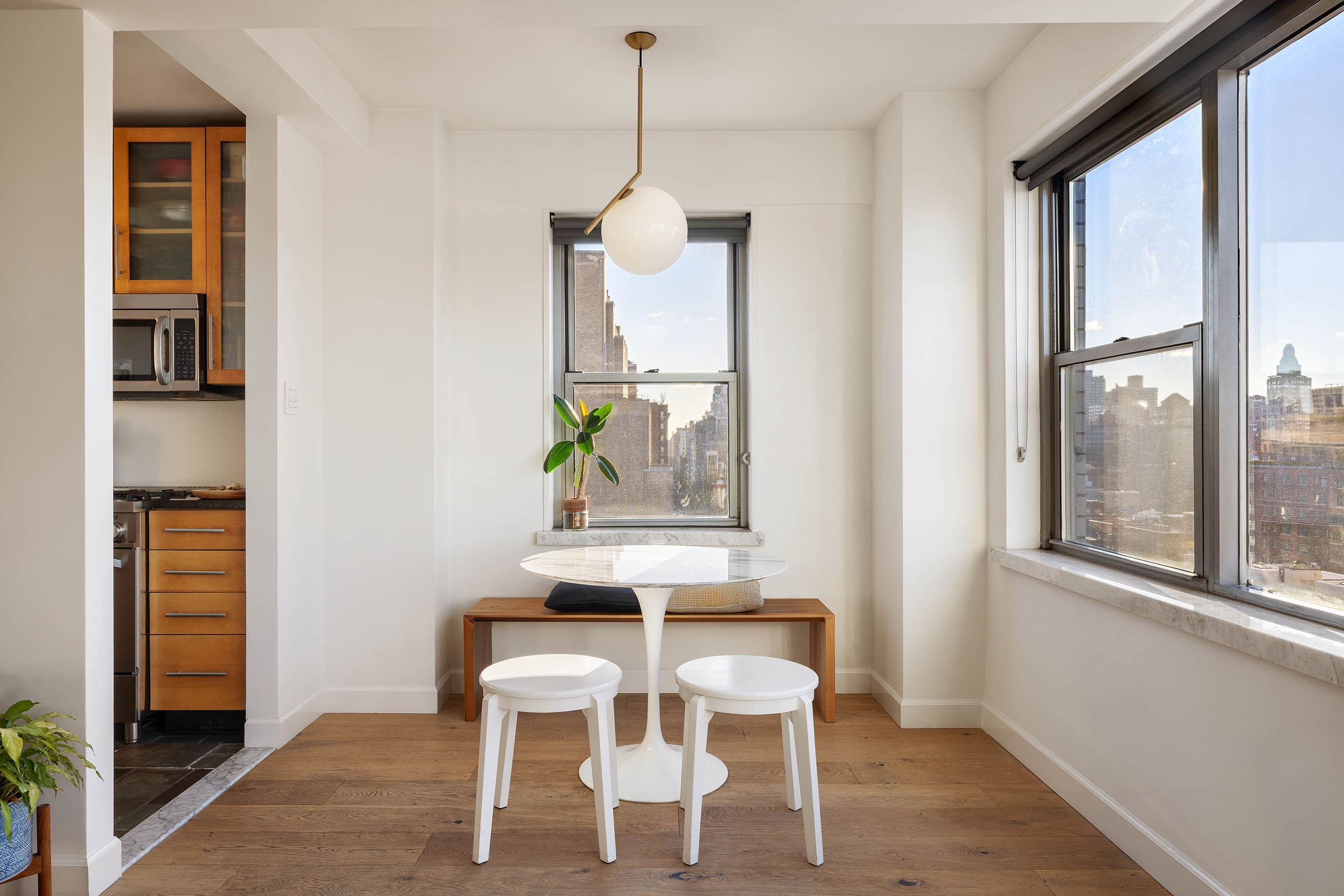 175 West 13th Street, Unit 15B Manhattan, NY 10011 - Photo 4 of 12