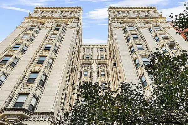 36 Gramercy Park East, Unit 2N Manhattan, NY 10003 - Photo 19 of 21