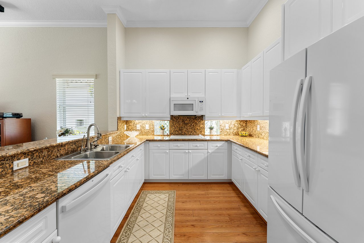 18652 Ocean Mist Drive Boca Raton, FL 33498 - Photo 3 of 25