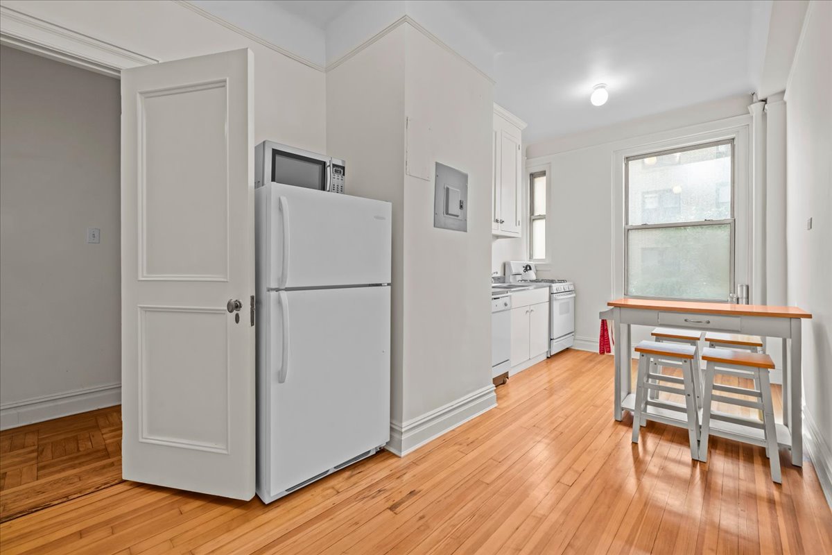 780 West End Avenue, Unit 4F Manhattan, NY 10025 - Photo 2 of 19