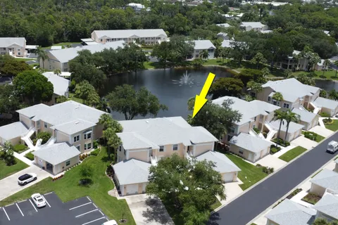 $420,500 | 680 Wiggins Lake Drive, Unit 202, Naples, FL 34110