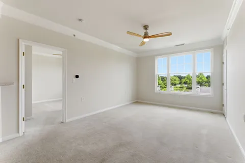 $277,854 | 14241 Kings Crossing Boulevard, Unit 411, Boyds, MD 20841