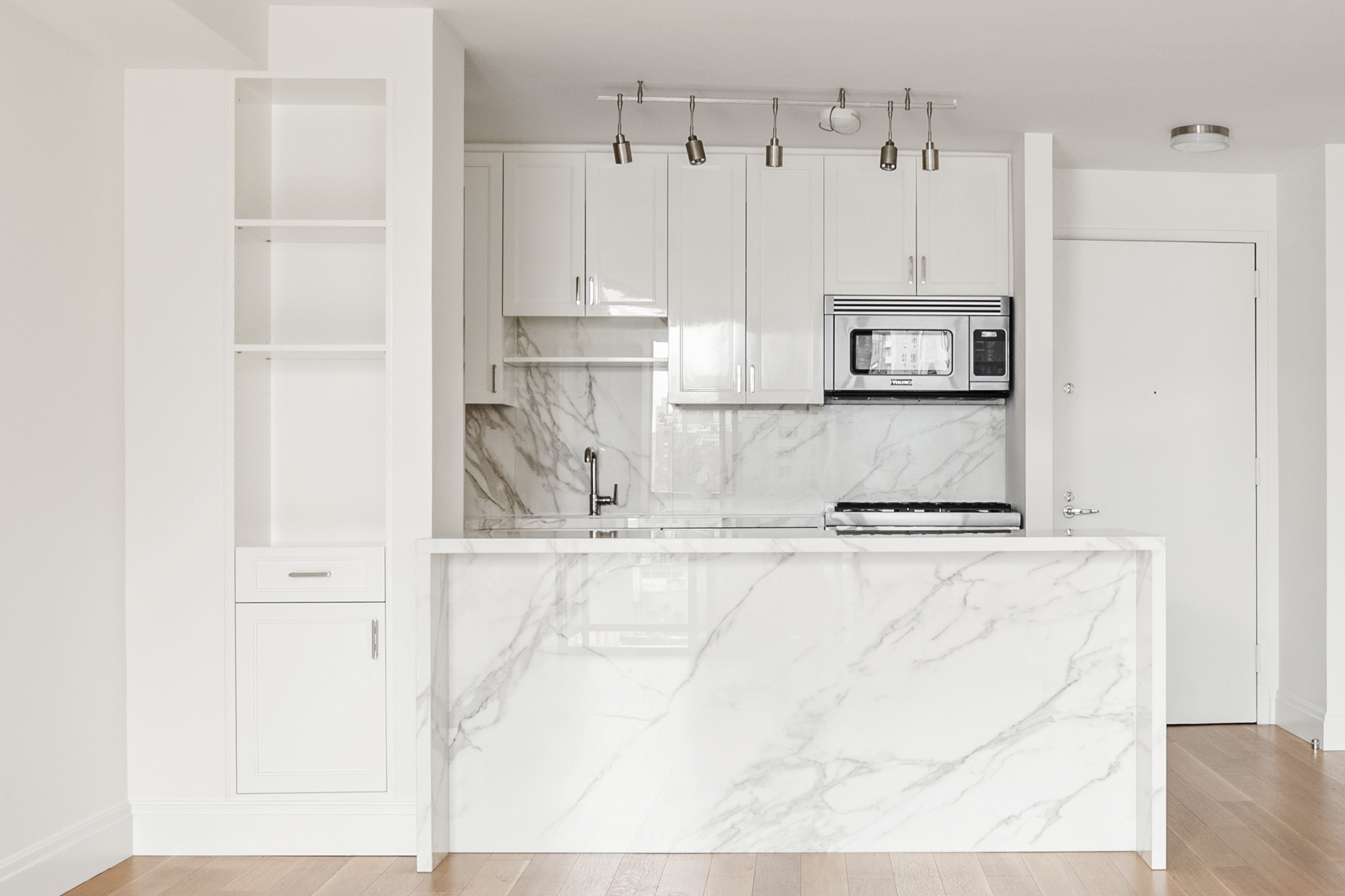 510 East 80th Street, Unit 12D Manhattan, NY 10075 - Photo 4 of 9