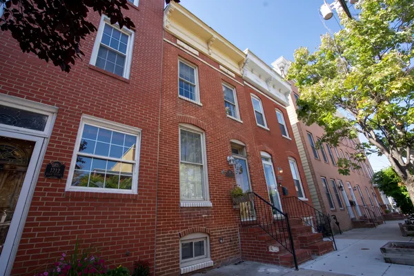 $429,000 | 1210 Hull Street, Baltimore, MD 21230
