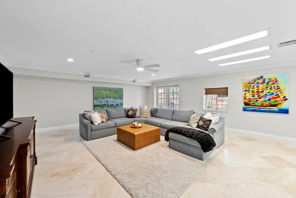 $1,940,000 | 5121 South Nichol Street, Tampa, FL 33611
