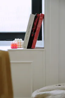 a black and white checkered and white checkered floor