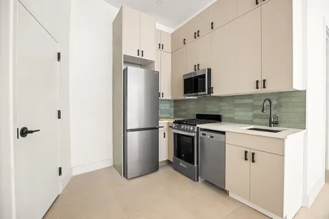 $2,960,000 | 825 Riverside Drive | Washington Heights