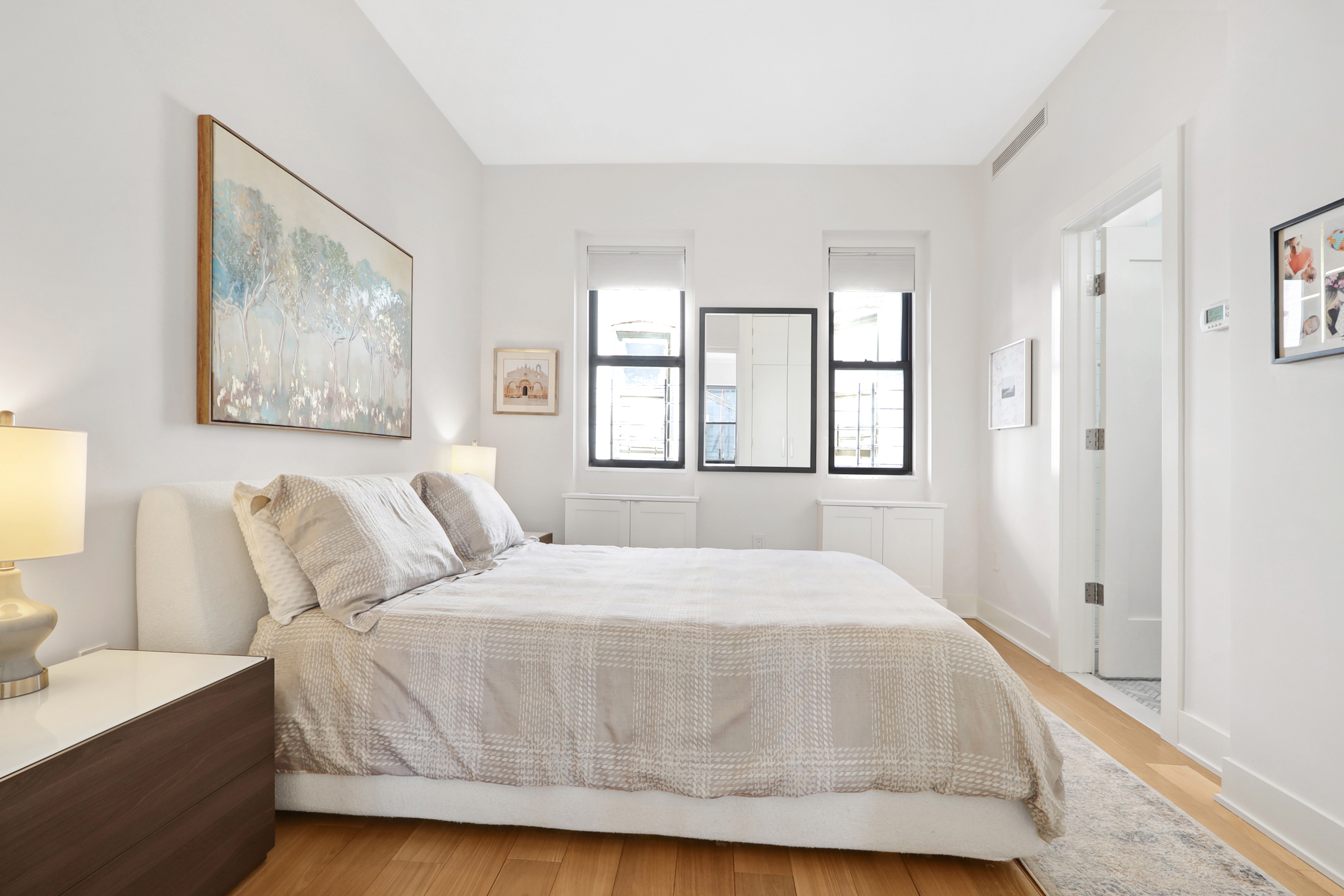 102 West 75th Street, Unit 76 Manhattan, NY 10023 - Photo 4 of 14