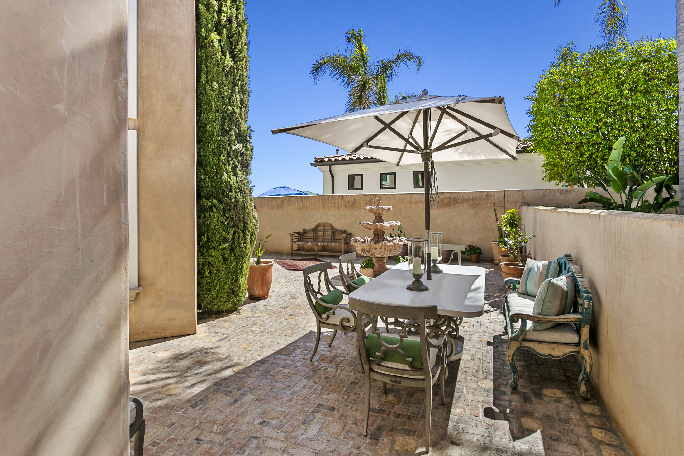 10 Vista Montemar Laguna Niguel, CA 92677 - Photo 48 of 67 a view of a dinning table and chairs in patio