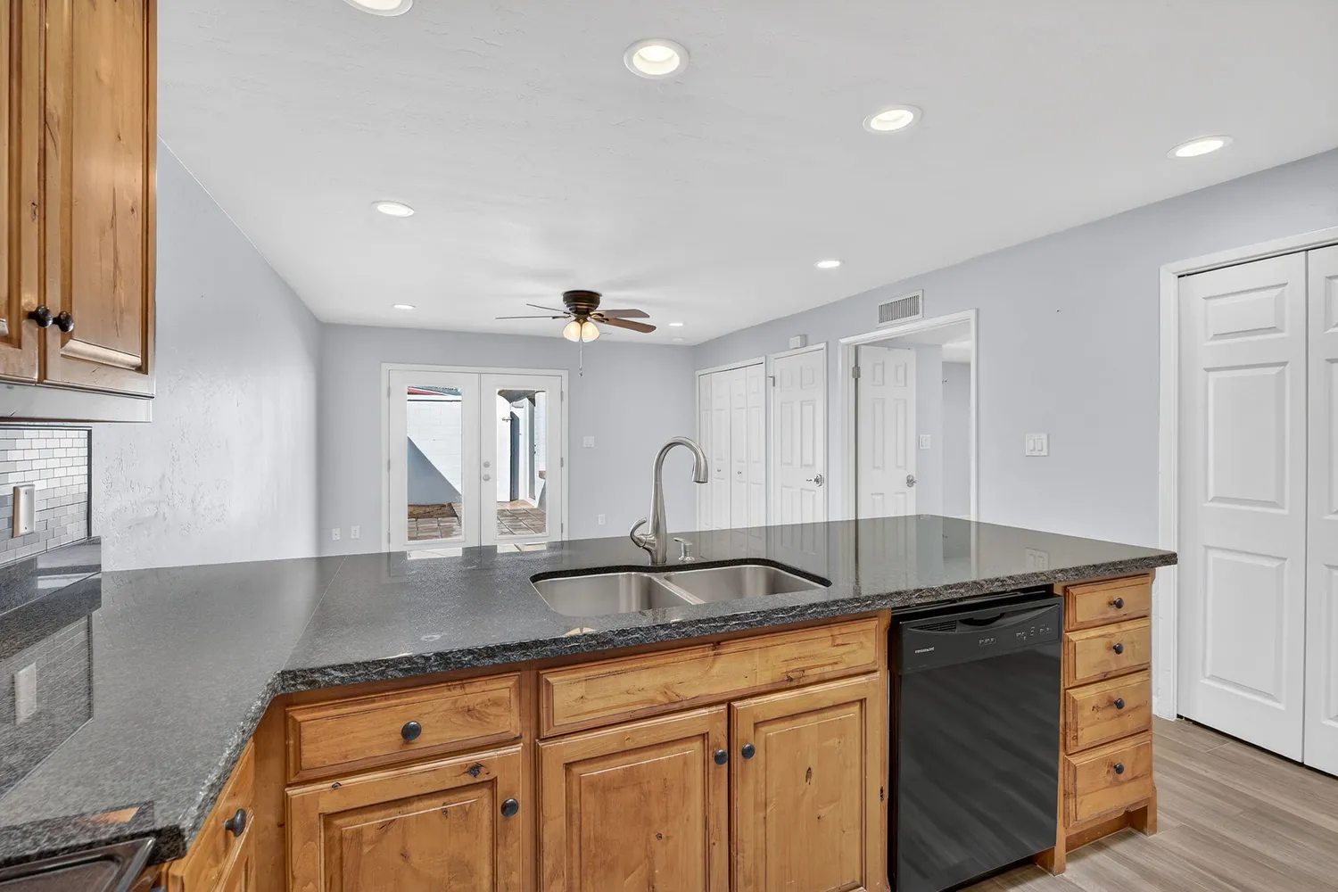 $600,000 | 5640 North 12th Street, Phoenix, AZ 85014