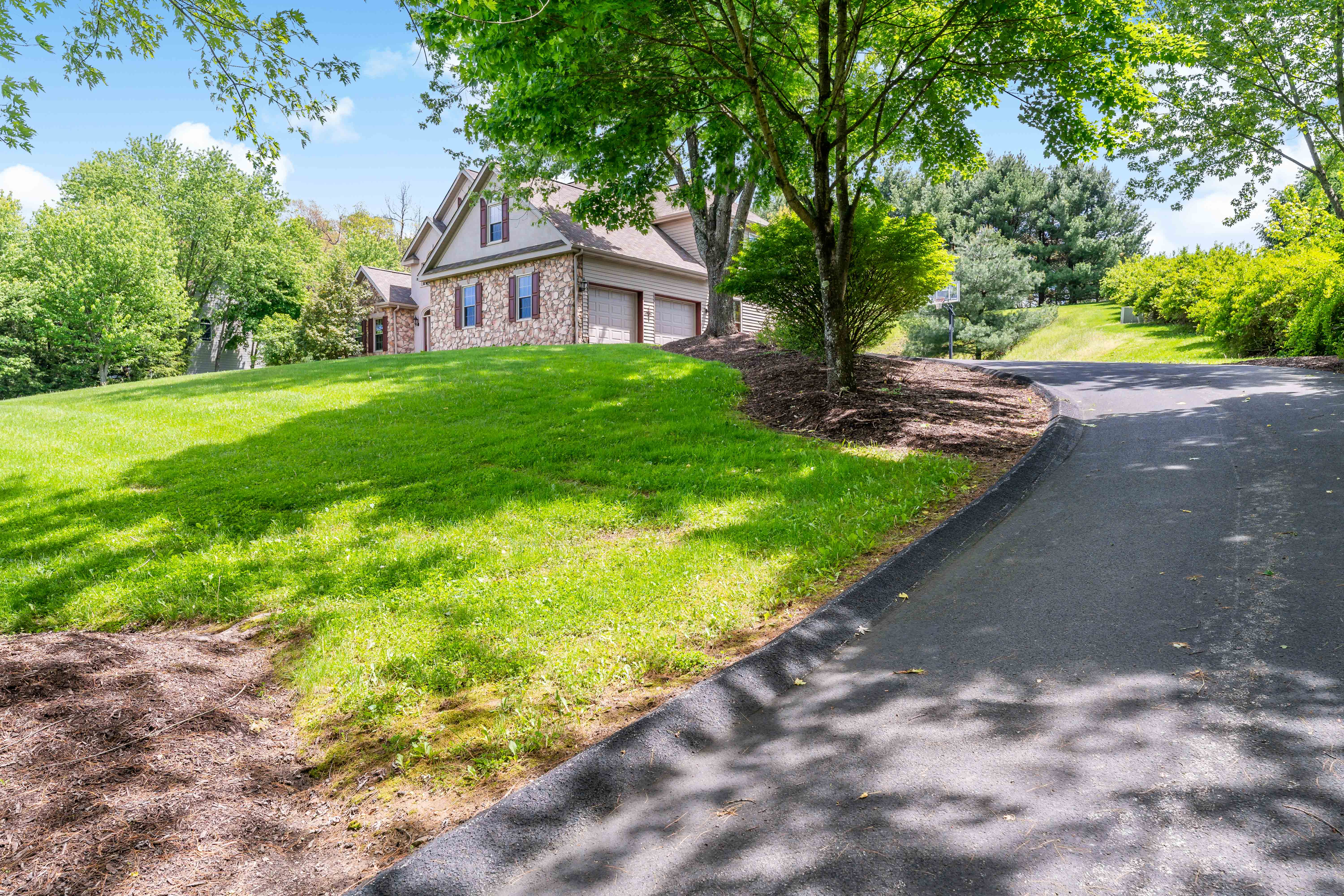 West Jefferson Road Butler, PA 16002 - Photo 2 of 6 Gallery Image 2