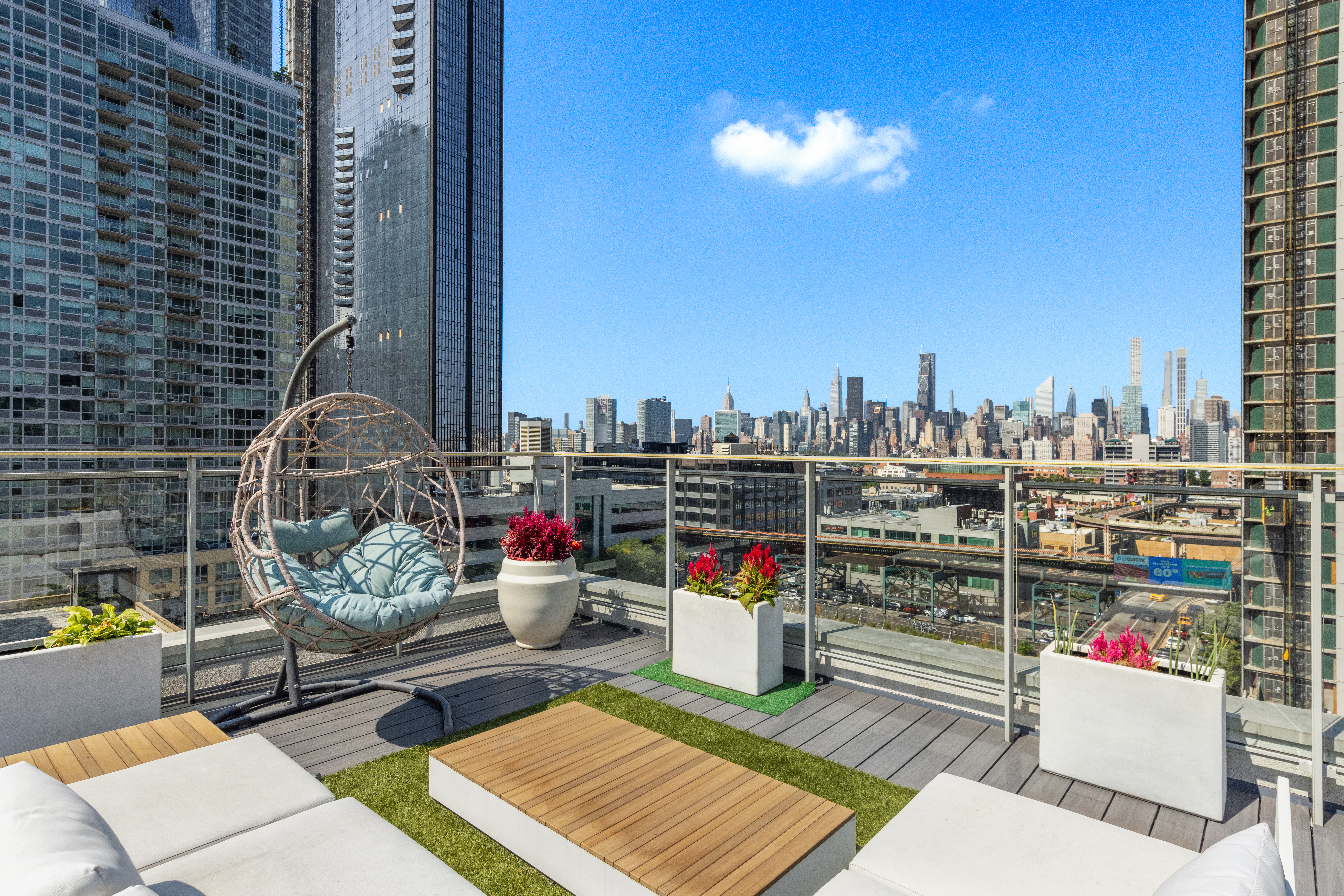 42-44 Crescent Street, Unit PHB Queens, NY 11101 - Photo 1 of 11