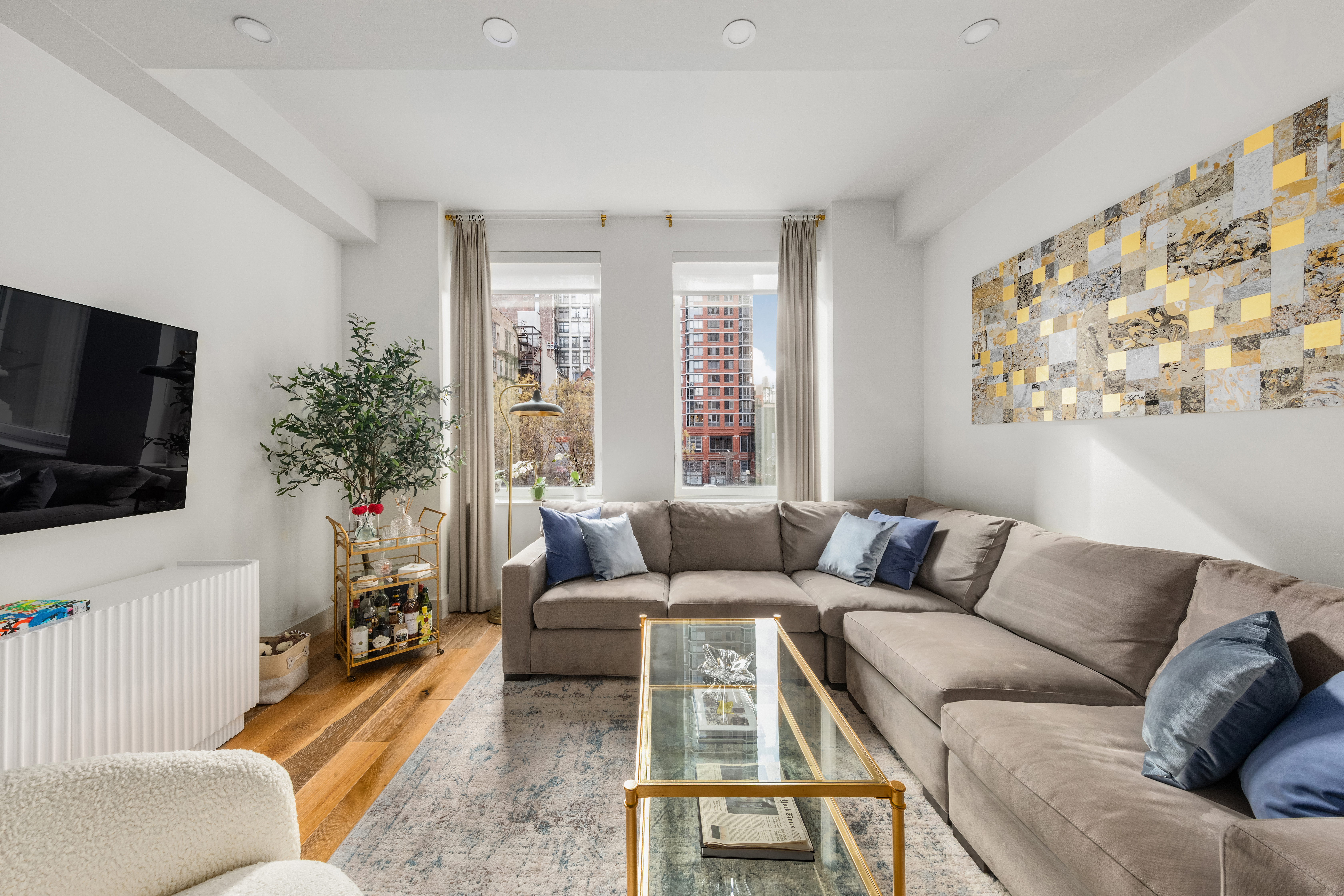 93 Worth Street, Unit 210 Manhattan, NY 10013 - Photo 2 of 9