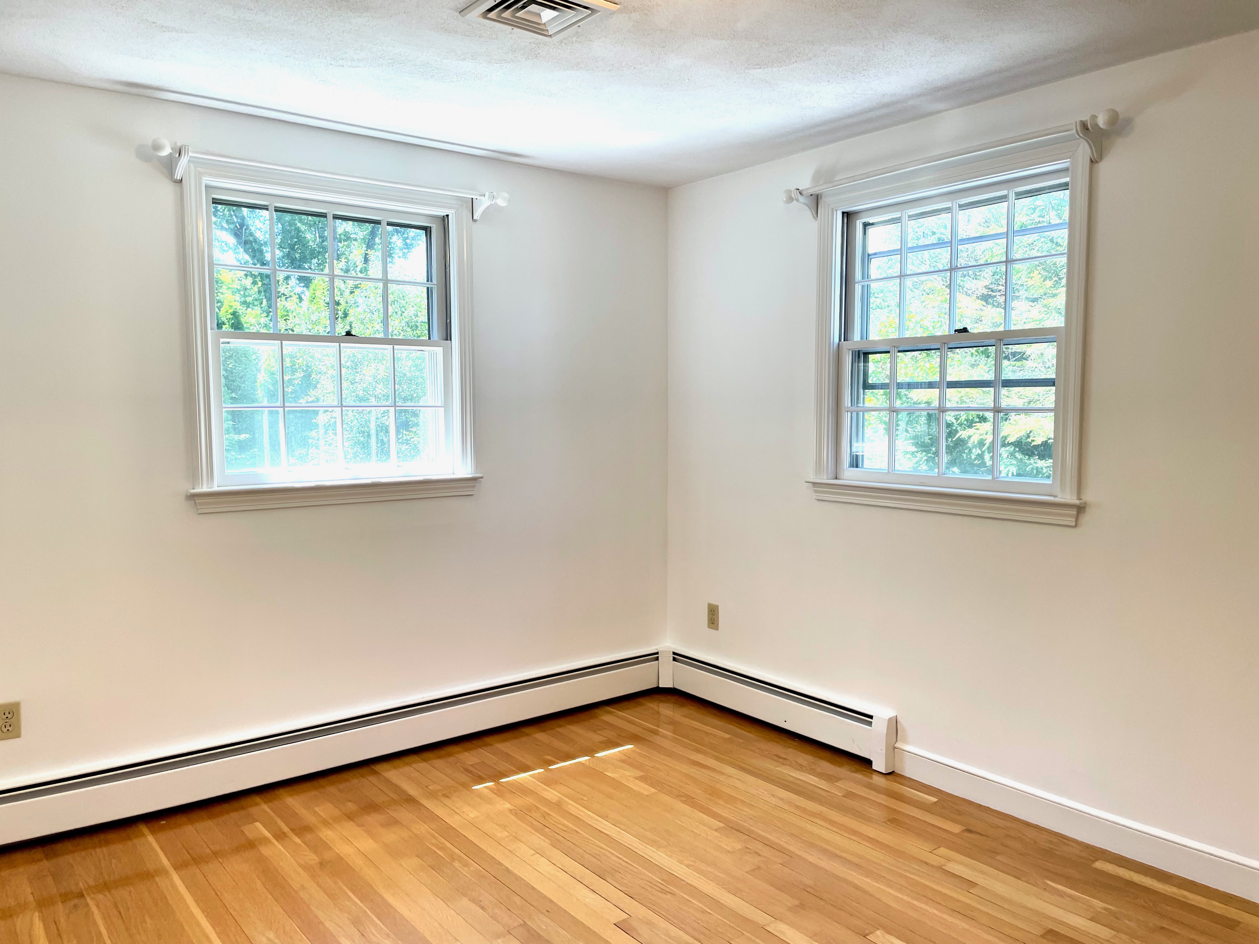 25 Twitchell Street Wellesley, MA 02482 - Photo 16 of 28