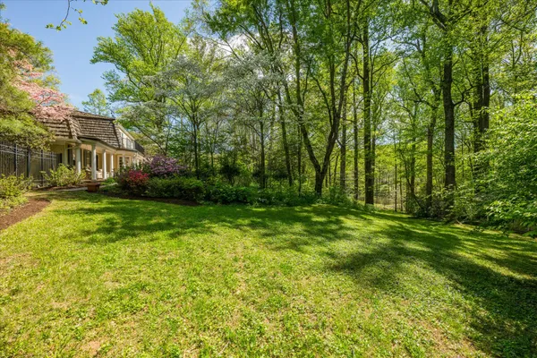 $2,400,000 | 11304 Skipwith Lane, Potomac, MD 20854
