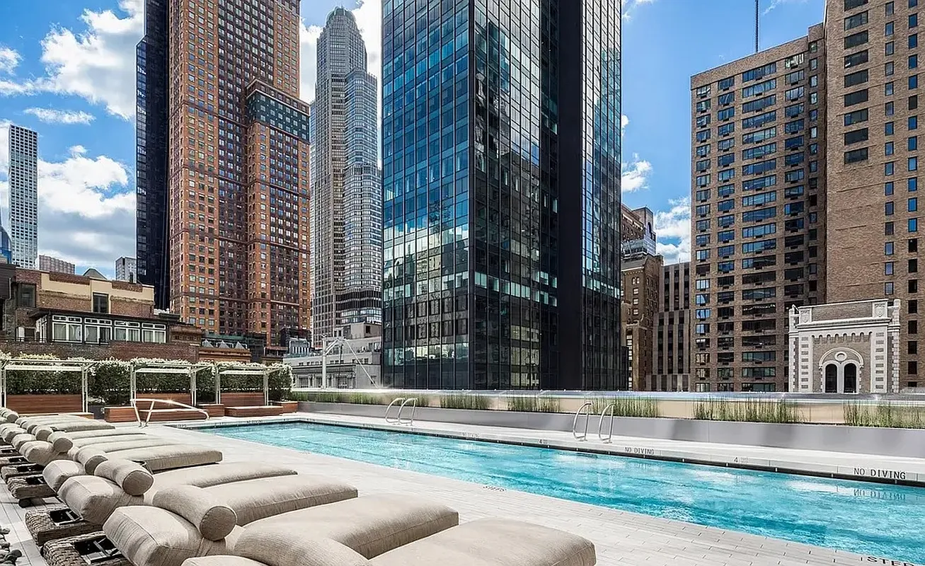 217 West 57th Street, Unit 48D Manhattan, NY 10019 - Photo 12 of 17 a view of buildings