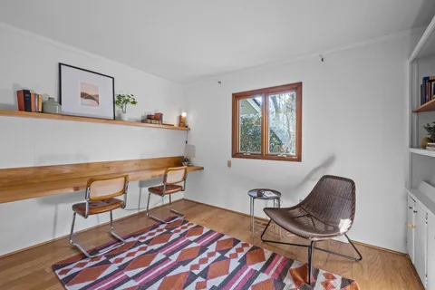 $1,050,000 | 1709 Curtis Road, Chapel Hill, NC 27514