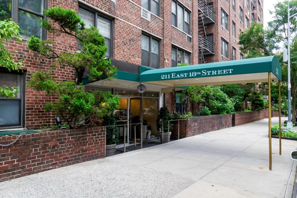$8,495 | 211 East 18th Street, Unit 4RS | Gramercy