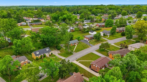 $379,000 | Des Moines Drive, Hermitage, TN 37076