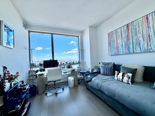 $8,750 | 1 City Point, Unit 50B | Downtown Brooklyn