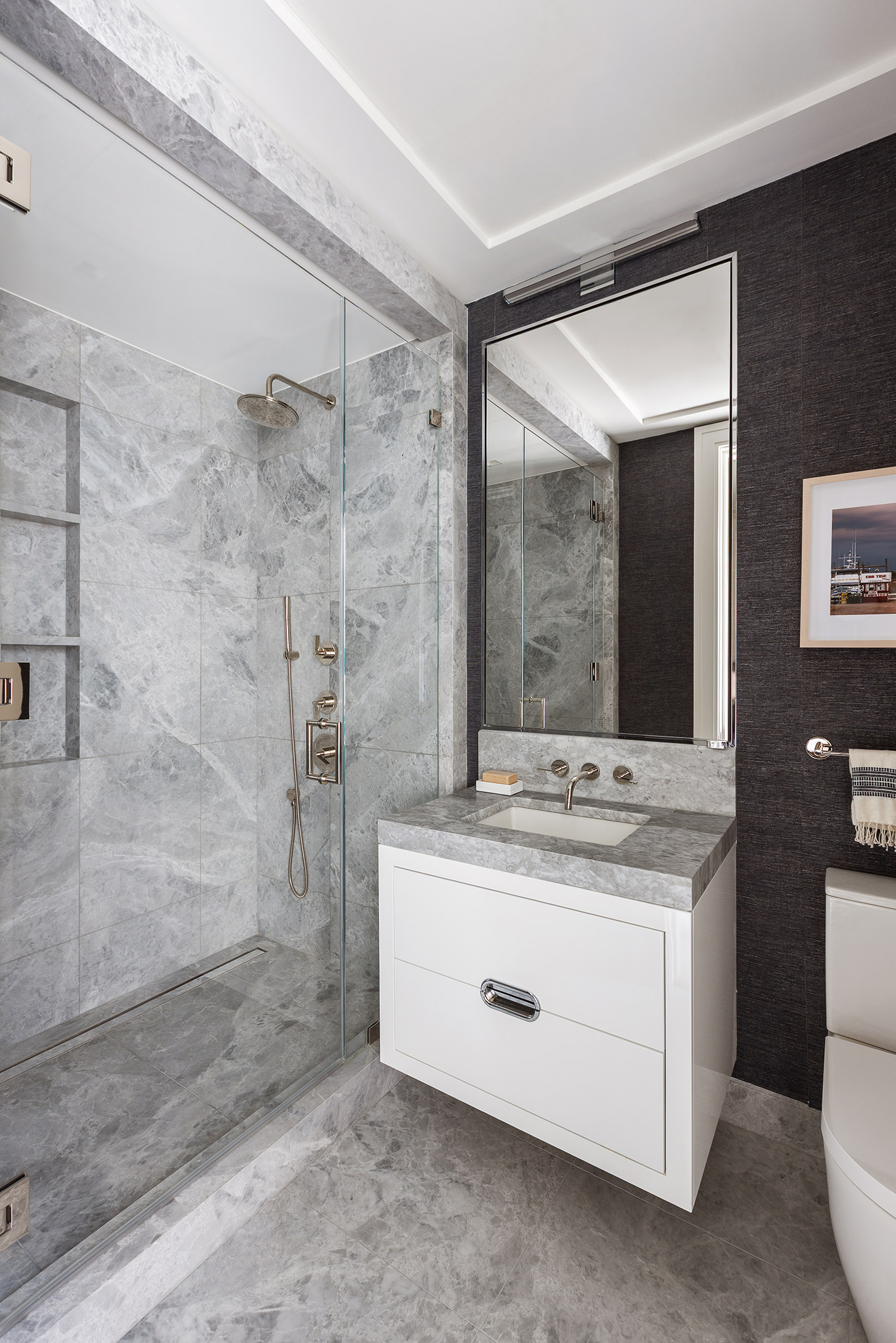 225 West 86th Street, Unit 1005 Manhattan, NY 10024 - Photo 12 of 15 a utility room with washer and dryer