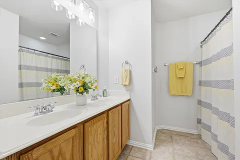 $700,000 | 8321 Marsh Street, Lantana, TX 76226