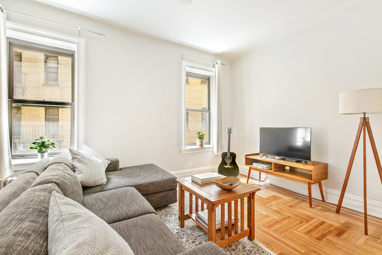 175 Eastern Parkway, Unit 2G Brooklyn, NY 11238 - Photo 3 of 7