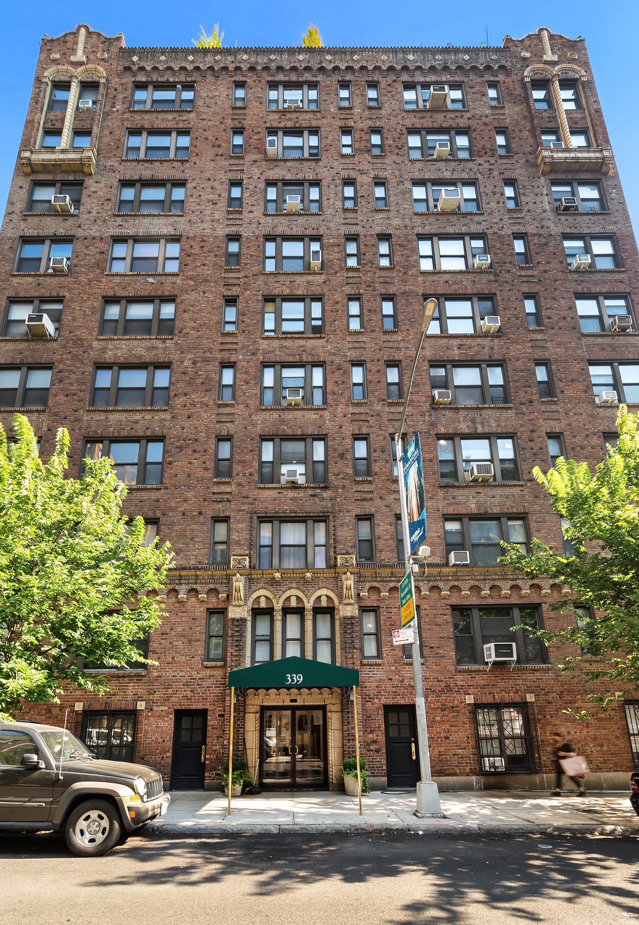 339 East 58th Street, Unit 3J Manhattan, NY 10022 - Photo 8 of 9 a front view of a building