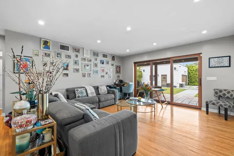 $1,395,000 | 9232 South 8th Avenue, Inglewood, CA 90305