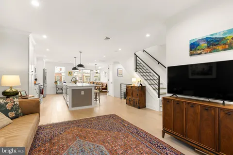 Contact Agent | 632 Rock Creek Church Road Northwest, Unit 2, Washington, DC 20010