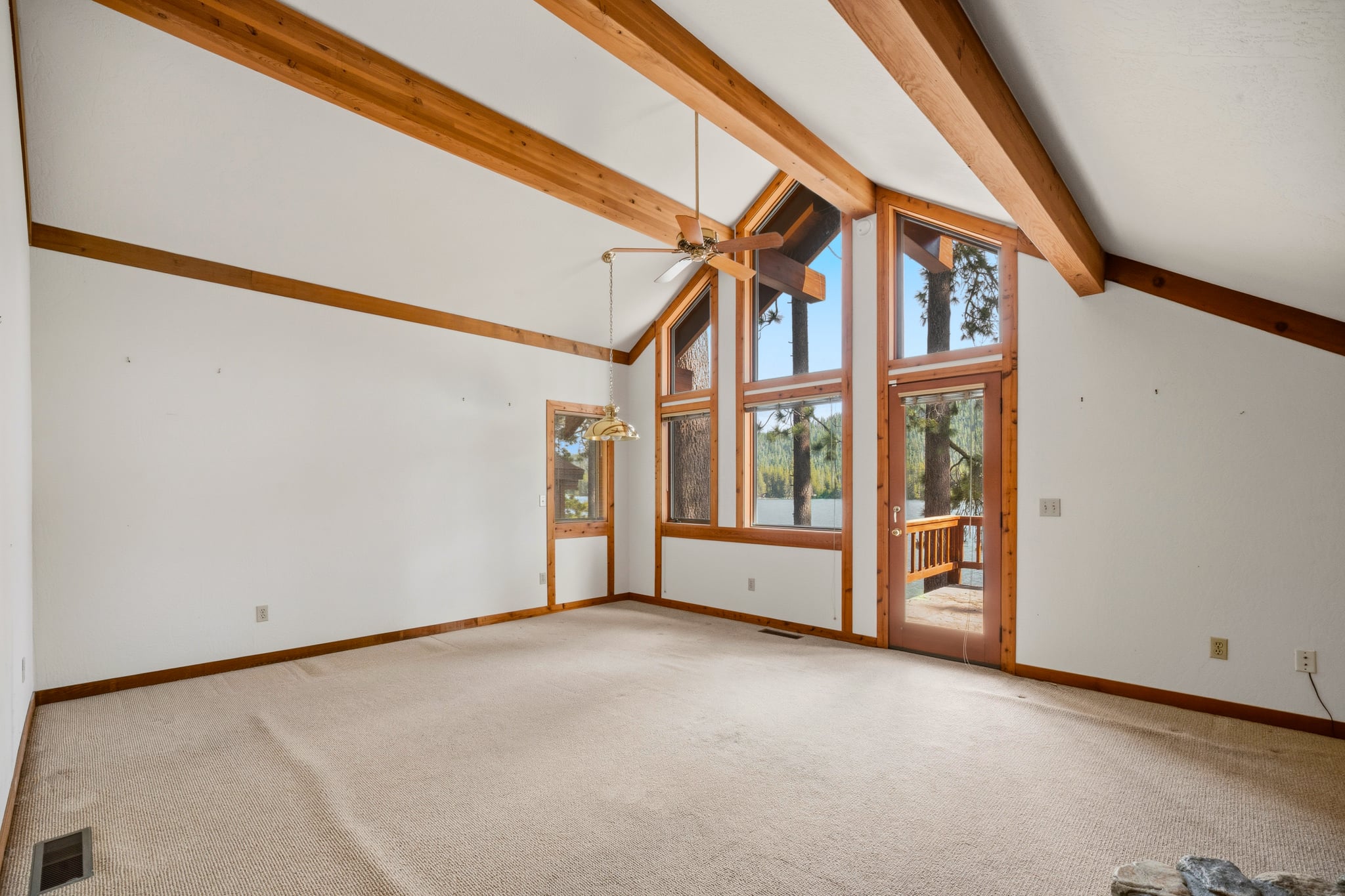 13351 Donner Pass Road Truckee, CA 96161 - Photo 17 of 28