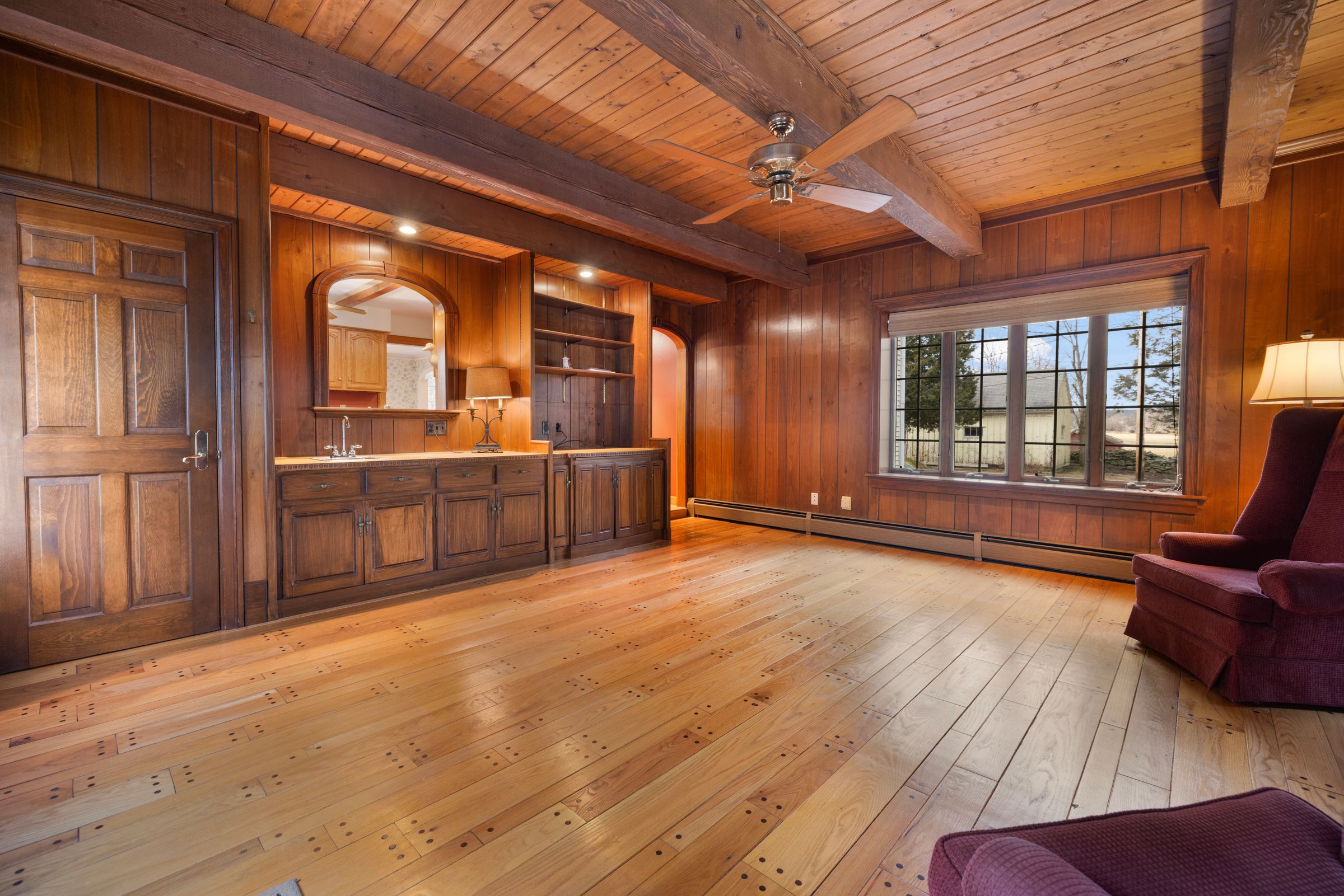 555 Great Road Lincoln, RI 02865 - Photo 20 of 63