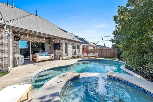 $949,999 | 16270 Moonseed Road, Frisco, TX 75033