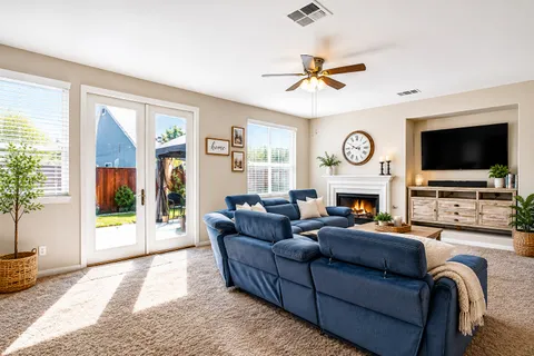 $925,000 | 25050 Cliffrose Street, Corona, CA 92883