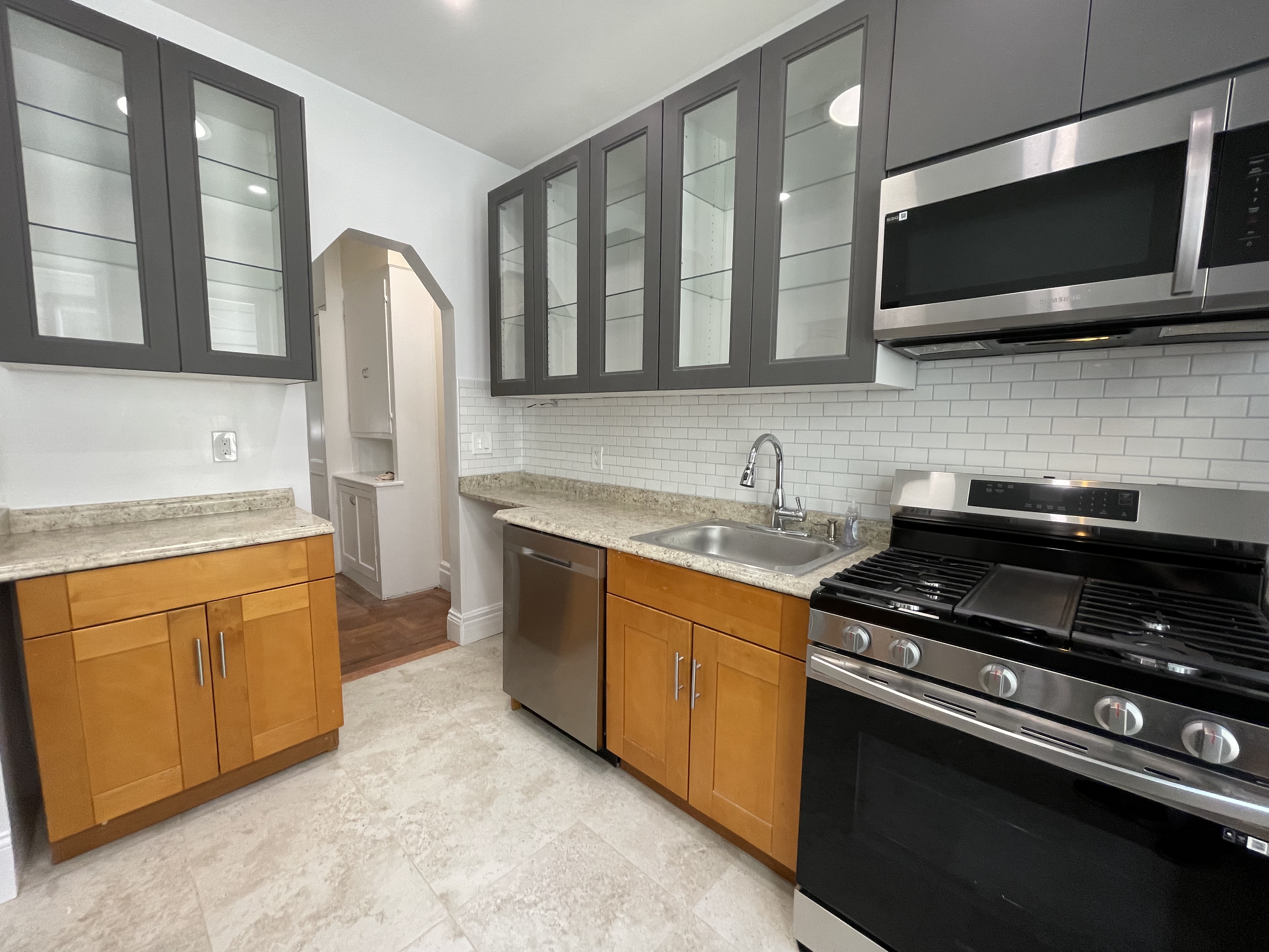 328 East 5th Street, Unit 2 Brooklyn, NY 11218 - Photo 10 of 16