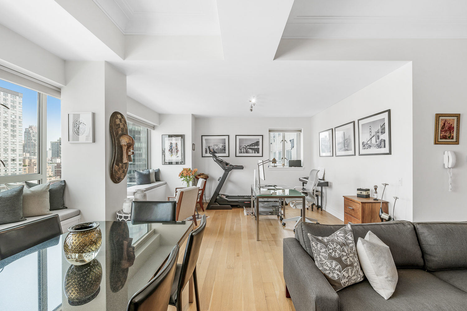 200 East 66th Street, Unit PH2002 Manhattan, NY 10065 - Photo 2 of 10